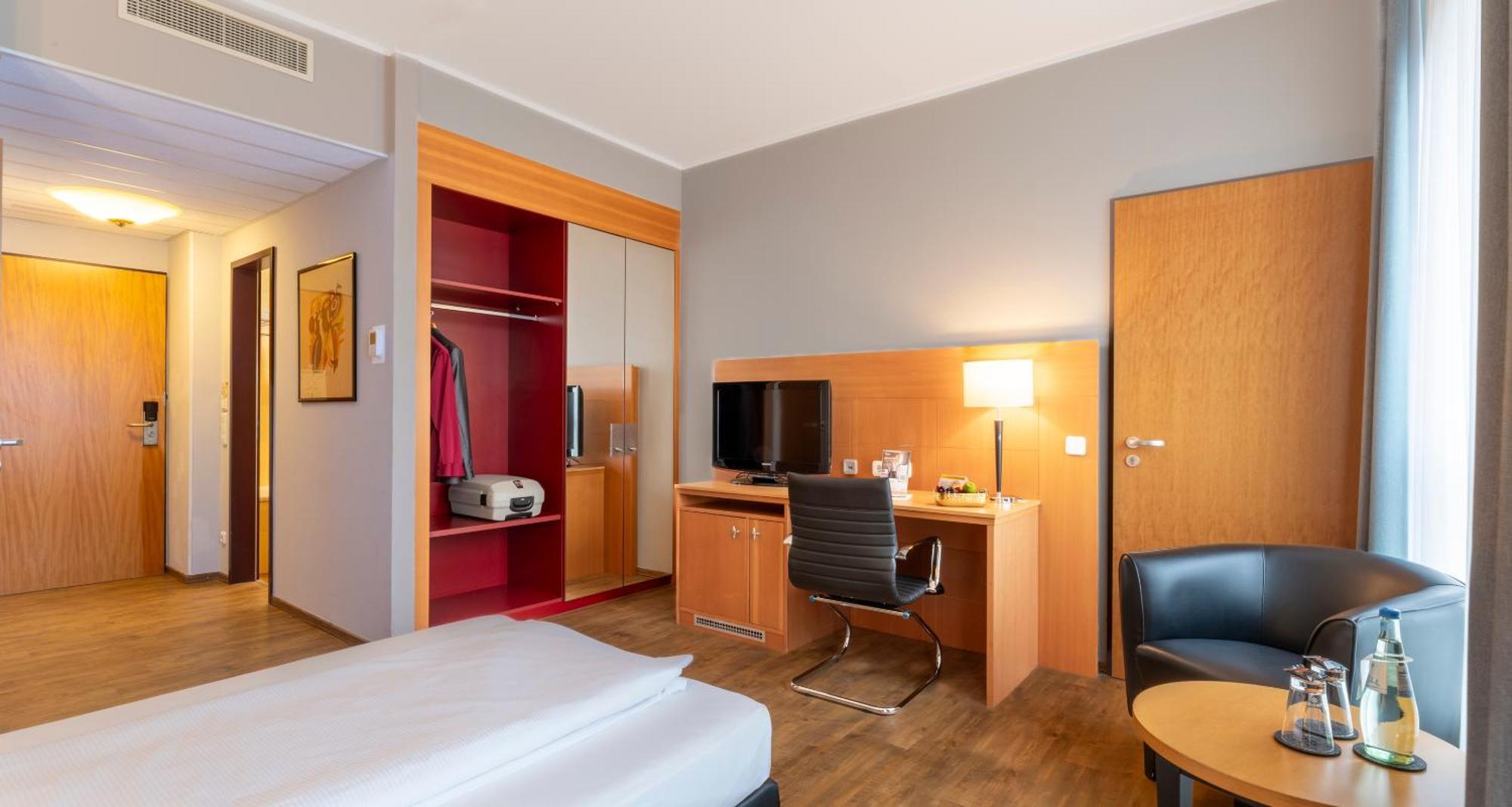 Hotel Plaza Premium Koeln Exteriér fotografie